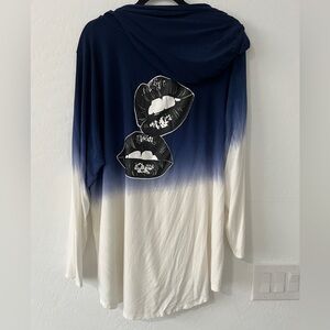 Torrid Hoodie Super Soft Lips Graphic Tie Dye Ombre Navy Blue 3 3XL NWOT
